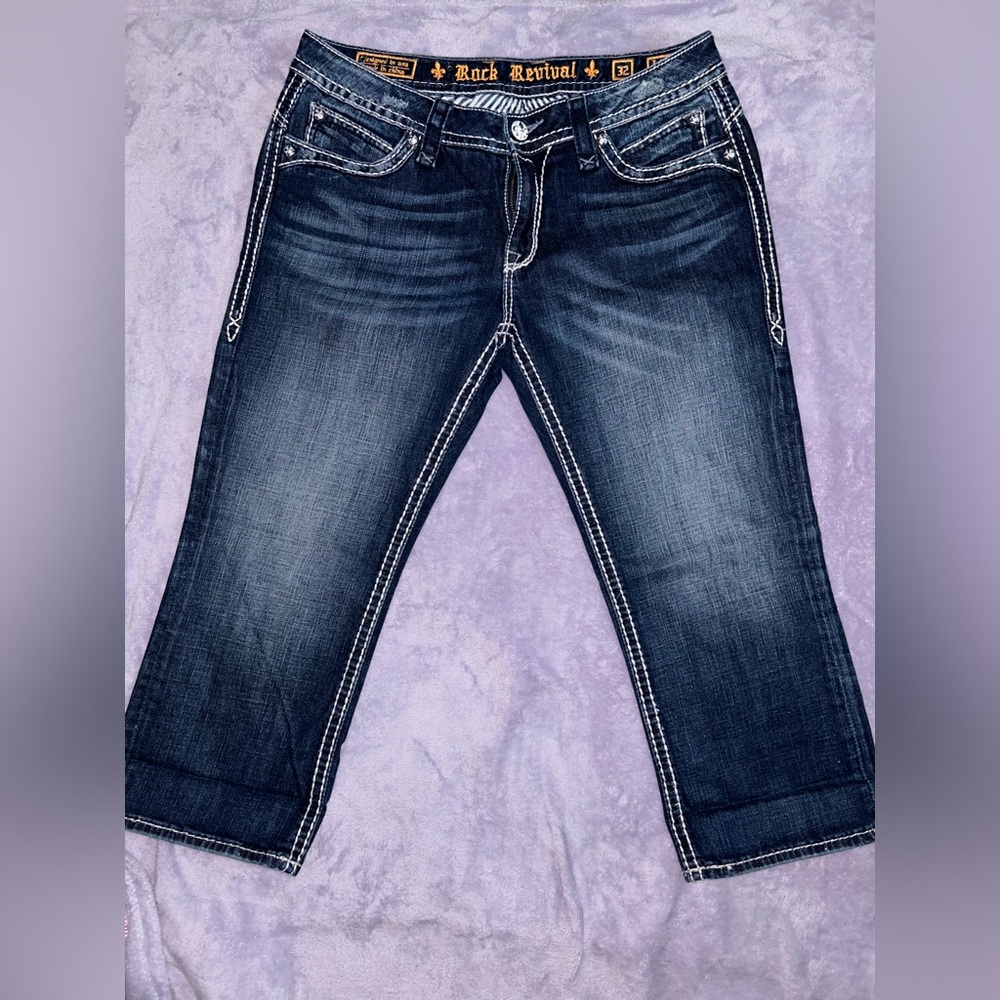 Rock Revival low-rise johanna capri jeans - dark wash with white stitching